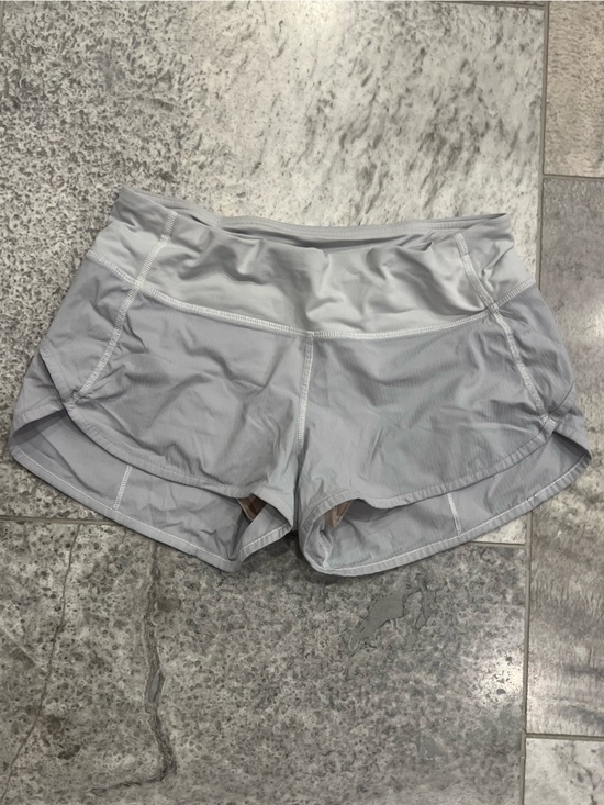 lululemon athletica Pants - Lululemon Light Grey Athletic Speed Up Short